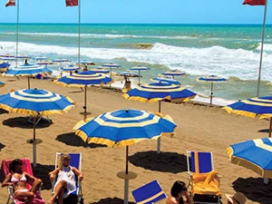 Viaggi e vacanze Baia Domizia